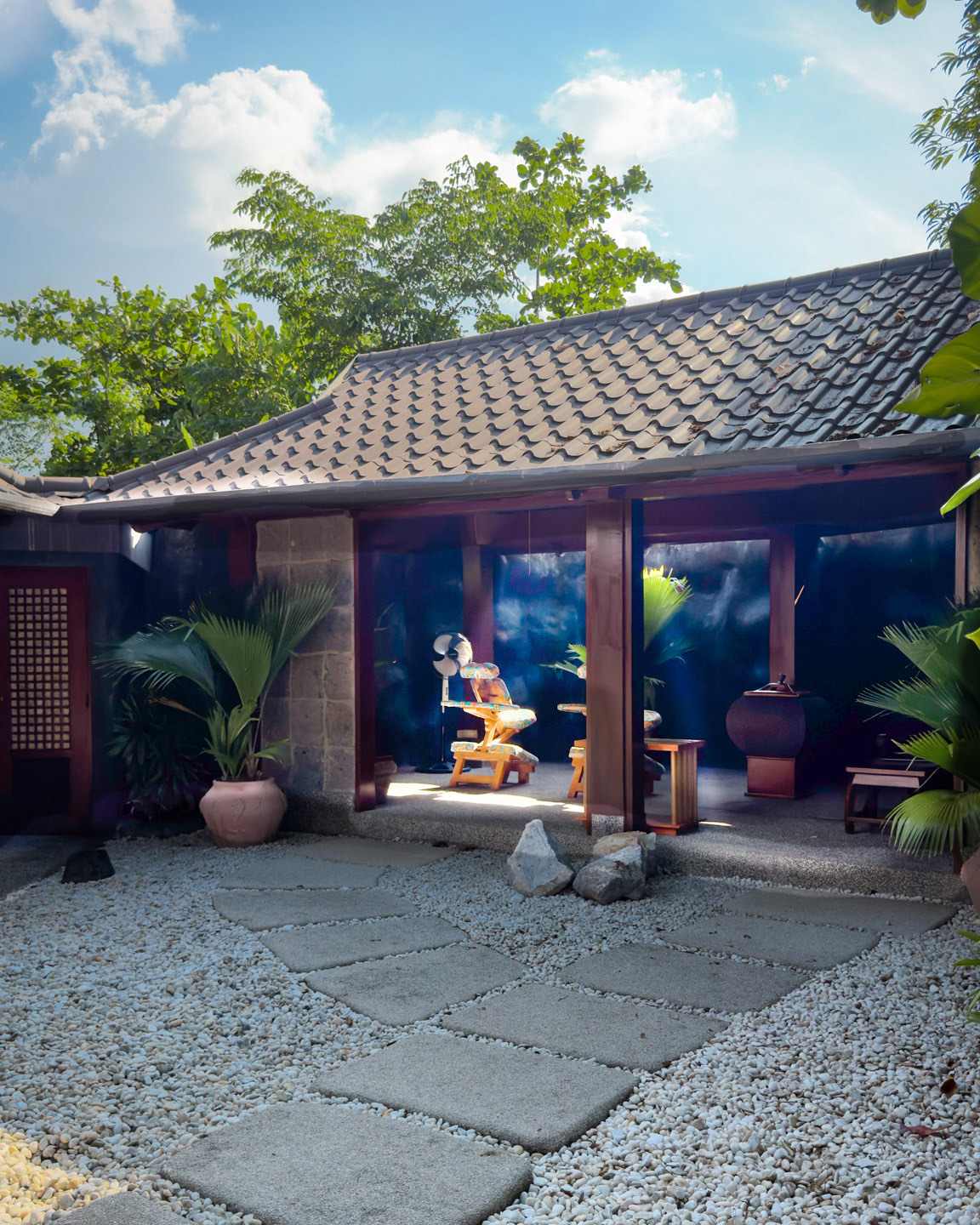 The intimate zen garden at the rear of the spa